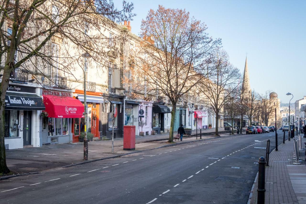 Elliot Oliver - Stylish 2 Bedroom Town Centre Apartment Cheltenham Exterior photo